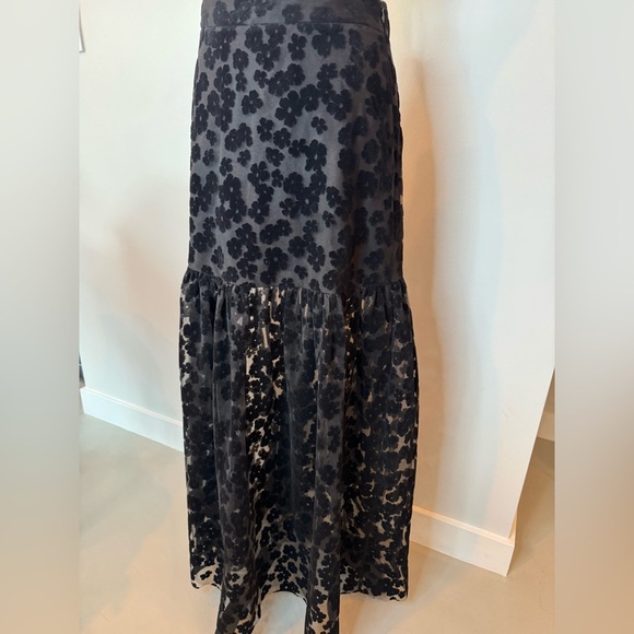 Zara Floral Balloon Skirt – Sheer & Suede Details, Size M - Picture 5 of 16